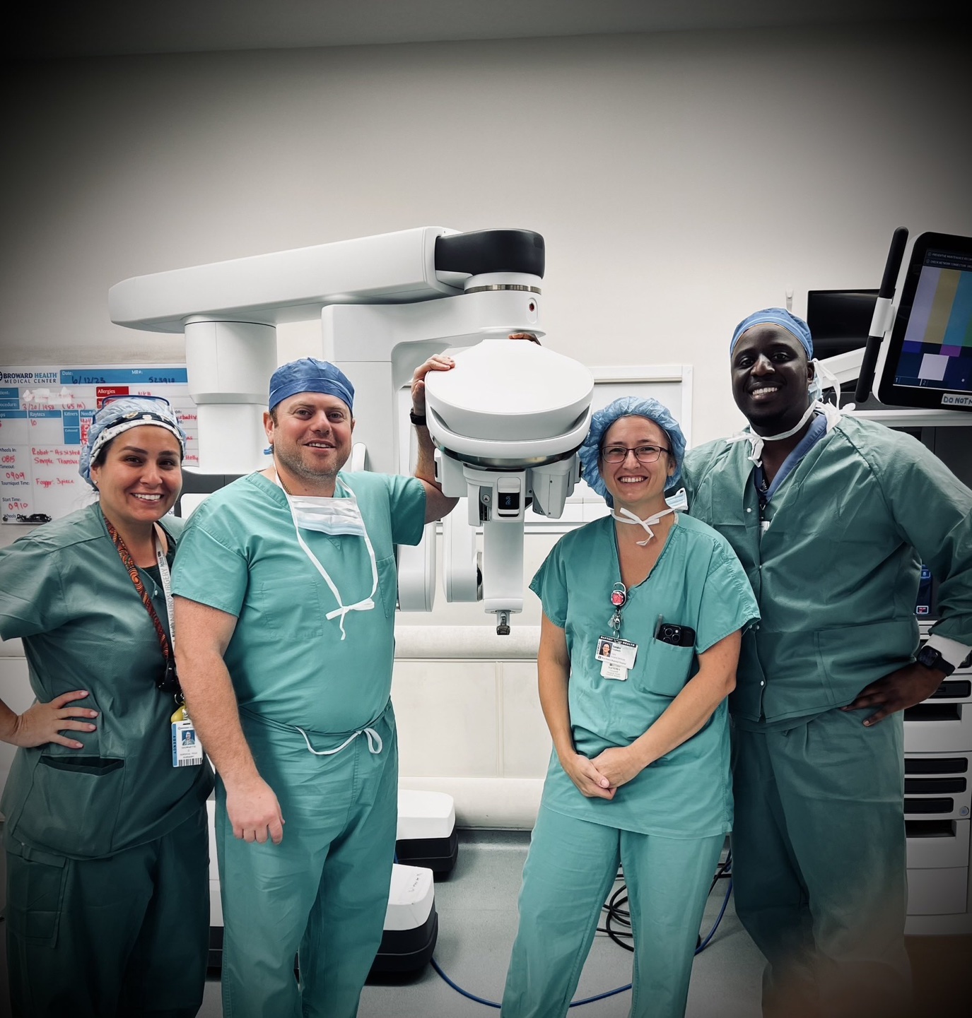 twitter_b976b0256d5928e8c2417abb59cd276b First SP robotic case at Broward Health Medical Center